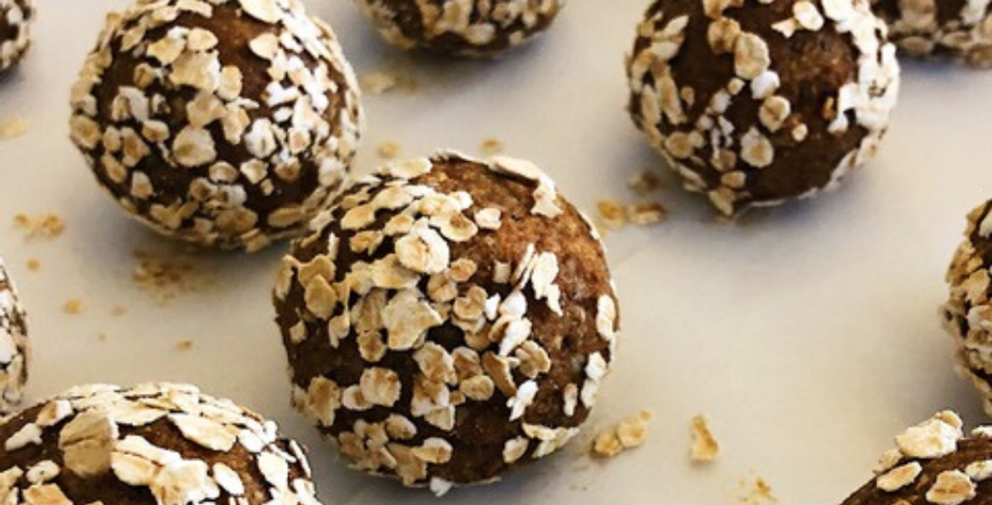 Protein, Chia & Oat Energy Balls with CBD oil